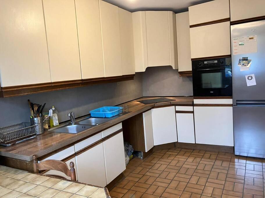 Maison De Ville 102M2 3 Chambres Montigny-le-Bretonneux Dış mekan fotoğraf