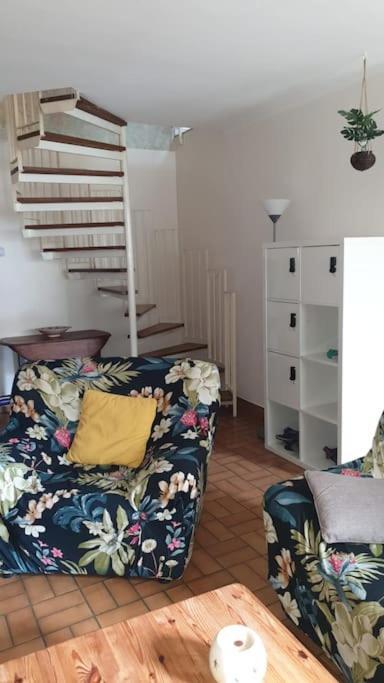 Maison De Ville 102M2 3 Chambres Montigny-le-Bretonneux Dış mekan fotoğraf