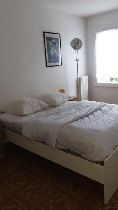 Maison De Ville 102M2 3 Chambres Montigny-le-Bretonneux Dış mekan fotoğraf