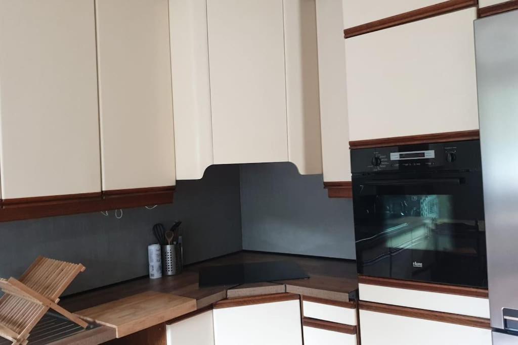 Maison De Ville 102M2 3 Chambres Montigny-le-Bretonneux Dış mekan fotoğraf
