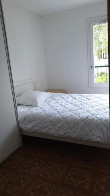 Maison De Ville 102M2 3 Chambres Montigny-le-Bretonneux Dış mekan fotoğraf