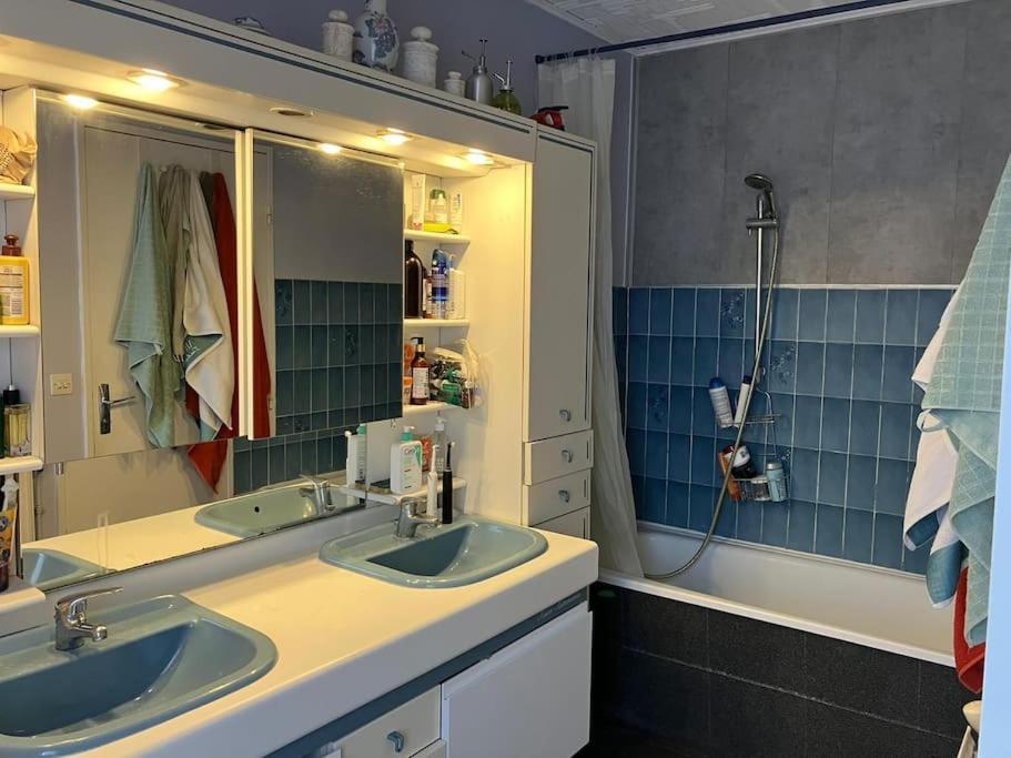 Maison De Ville 102M2 3 Chambres Montigny-le-Bretonneux Dış mekan fotoğraf